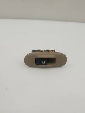 93580-4d700cs Kia 202006137 2006 - 2014 Sedona Left Driver Side B Pillar Window Switch Oem