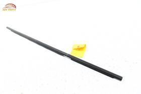 Cge000641 Land Rover Range Rear Right Side Door Window Belt Molding Oem 2003 - 2012