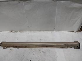 186.le1i04 Lexus Left Side Rocker Panel For Es330 2004 Oem