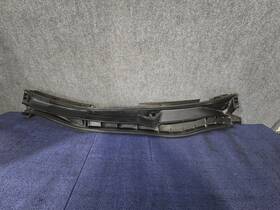 55708-53120 Lexus 14-20 Is200 Is300 Is250 Is350 Oem Front Windshield Cowl Cover Panel