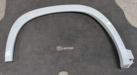 Lexus 750870e900 75087-0e900 Used Tx Right Rear Wheel Moulding. One Tab Missing. Yrs. 24-25