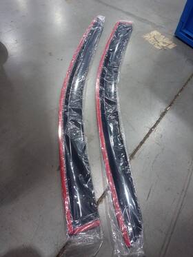 Nll-wv92908 Lightronic Used Tape-on Window Visor For 08-18 Dodge Grand Caravan /chrysler Town And Country