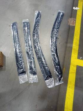 Wv94218 Lightronic Used Window Vent Visors For 2023-2025 Chevrolet Colorado/gmc Canyon Crew Cab
