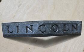1940s-1950s Lincoln 5524-j11 Body Moulding Emblem Part# 5524j11