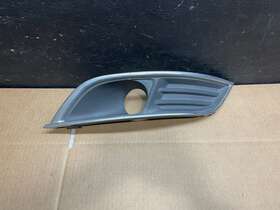 De9z-17e811-aa Lincoln 2013 To 2016 Mkt Driver Left Side Fog Light Trim Bezel B312 Oem Dg1