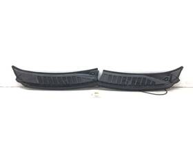 Jl1b7802223aew Lincoln 2018-2024 Navigator Front Windshield Wiper Cowl Grille Vent Panel Set