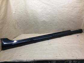 670010639 Maserati 2013-2018 Quattroporte Right Side Lower Rocker Molding Oem