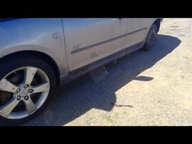 189.mz1k06 Mazda 3 2006 Rocker Panel Moulding 572122