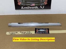 1076901480 Mercedes-benz 72 450sl 107 Right Passenger Side Trunk Deck Lid Molding Grab Handle