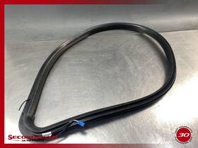 1666700239 Mercedes-benz 2013-2019 Gl450 X166 Right Passenger Rear Quarter Glass Window Seal Oem