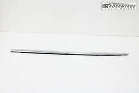 205-720-43-33 Mercedes-benz 2015-2021 C300 W205 Front Left Side Door Panel Window Belt Molding Oem