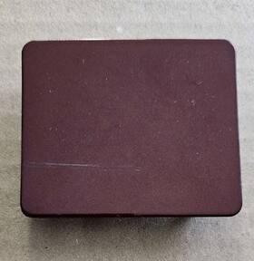 Mercedes-benz 2106987030 2000-2003 E320 E430 Jack Hole Cover- Bordeaux Red - Right Rear Oem