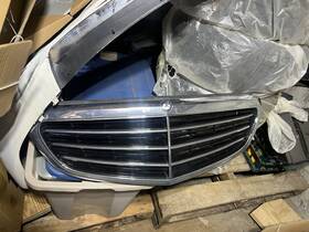 212-880-14-83 Mercedes-benz 2014 - 2016 E-class E250 E350 W212 Front Grille