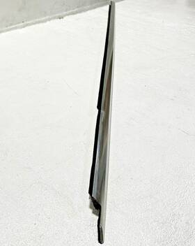 221-690-33-80 Mercedes-benz Oem S600 W221 2007-2013 Front Driver Door Window Belt Molding Chrome