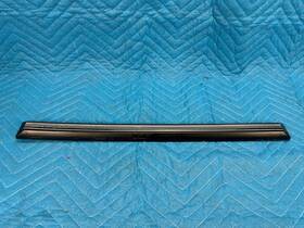 463-690-01-62 Mercedes-benz G500 Rear Door Passengers Side Moulding With Protective Strip 02-18 Oem