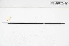 A1667356800 Mercedes-benz 2013-2016 Gl450 X166 Rear Right Side Door Window Belt Molding Oem