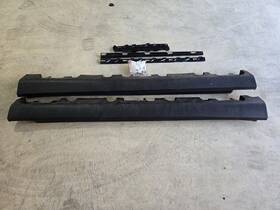A1676909103 Mercedes-benz 2020-2024 Gle 350/450/580 Rocker Panels 1676981401 And 1676981301