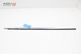 A2057202024 Mercedes-benz C300 C43 C63 W205 Front Right Side Door Window Belt Molding Oem 2015-18