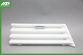 A2108800005 Mercedes-benz 96-99 W210 E300d Lower Right Bumper Tow Grill Trim 2108850426 Oem