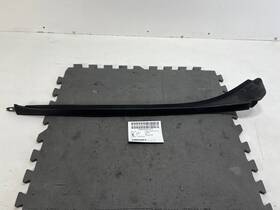 A2476904800 Mercedes-benz 2020-2026 Glb 250 Front Right Windscreen Water Deflector Oem