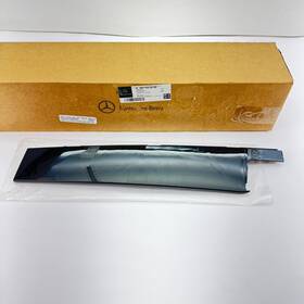 A2477220200 Mercedes-benz 2020-2025 Gla250 H247 Front Right Door Applique Molding Oem