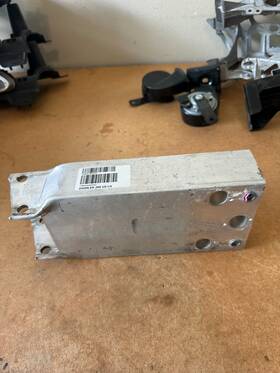 Pa2056200595 Mercedes-benz 15-23 C300 C400 W205 Front Lh Reinforcement Bracket Oem A2056200595