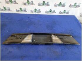 195-00130 Mercury 2003-2004 Marauder Rear Tail Finish Panel Trim Broken Tabs 2813