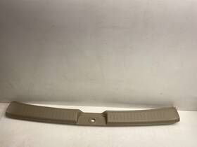 5l8478404c08 Mercury 2008-2011 Mariner Rear Trunk Sill Plate Trim Cover Panel Tan Oem