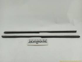 225.co1c06 Mini Cooper S R52 Pair Of Rear Exterior Window Sweep Trim Fits 2005-2008 05 06