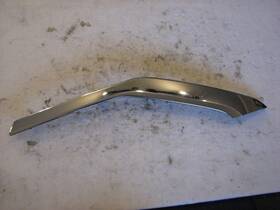 6407a323 Mitsubishi Left Front Bumper Lower Molding Trim Chome Eclipse Cross 2018-2021 Oe