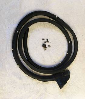 2663455 Mopar Oem 67-72 A-body 2-door Weatherstrip Right Plymouth Barracuda Dodge Dart