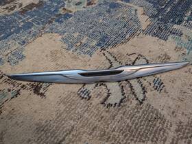 5002258 Mopar Oem 11-16 Chrysler Town And Country Rear Lift Gate Chrome Wing Emblem Badge Good