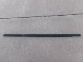 55135116 Mopar Oem Right Door Glass Sweep For 1993-1998 Jeep Grand Cherokee Zj