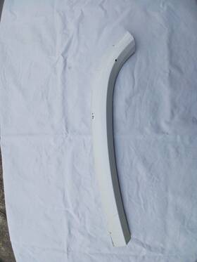 5qj77tzzaa Mopar 2014-2021 Jeep Grand Cherokee Door Molding Rear Driver Side Used
