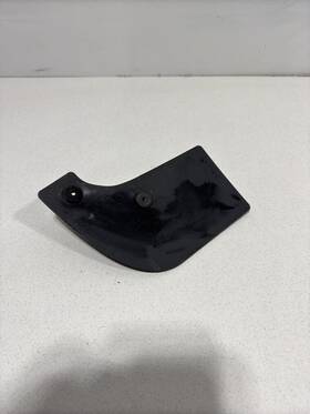 68261383aa Mopar 2014-2022 Jeep Cherokee Rear Left Skirt Rocker Panel Molding End Cap Oem