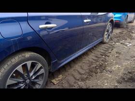 189.da1i19 Nissan Sentra 2019 Rocker Panel Moulding 812418