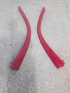 270-58662 Nissan 05 2005 350z Exterior Windshield Moulding Set