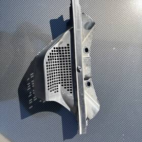 668101ea0a Nissan 66810 1ea0a 2009-2020 370z Center Winshield Upper Cowl Panel Oem
