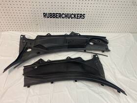 66863-cd000 Nissan 2003-2005 350z Coupe Hood Windshield Cowl Set Left Right Side Oem