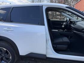 765706rf0a Nissan 2021-24 Rogue Right Rocker With Post White Pc Qbe 1.5l At Awd 1.4k Sv 66112