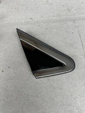 96318-5aa0a Nissan 2015-2023 Murano Front Right Door Mirror Corner Molding Oem