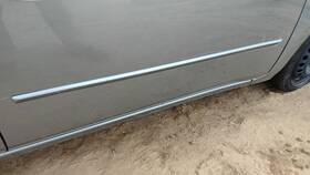 999g2ltk2302 Nissan 07-09 Sentra Passenger Right Front Moulding From Door Trim Strip Gray K36