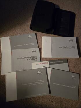 D40-d Nissan Operators Manual 2013 Frontier