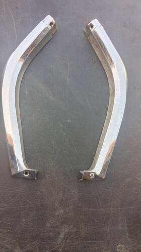 Oem 2526228-9 1965-66 Dodge Dart Quarter Transition Moldings. Oem. Part #s