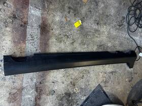 31294849 Oem 2009-2017 Volvo Xc60 Passenger Rh Rocker Mounding