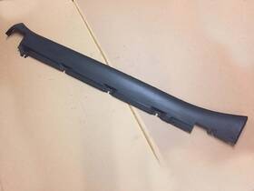 993.559.519.00 Oem Porsche 911 993 Left Side Rocker Panel Trim / Skirt Cover