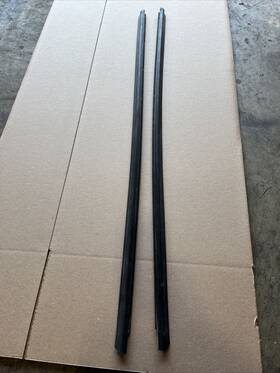 G35-coupe Oem 2003 06 Infiniti G35 Coupe Rh Lh Door Window Exterior Molding Trim