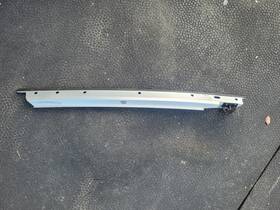 E53a407017 Oem Infiniti Factory Genuine 2010 G37 Convertible Left Weatherstrip Retainer Lh Front Rail