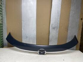 Kb7w-50811 Oem 50811 Kb7w50811 2022-2024 Mazda Cx-5 Rear Trunk Lid Trim Cover Broken Tabs