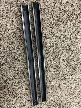 22527208 Oldsmobile 1987 Toronado Headlight Assembly Trim Pair L R Oem